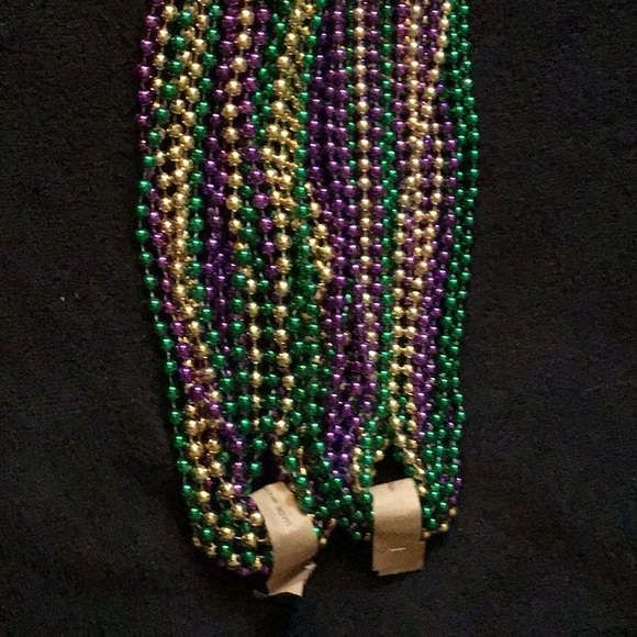 V&K Creations Jewelry New Orleans Mardi Gras Beads Poshmark
